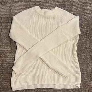 Tahari Fisherman Crewneck Sweater